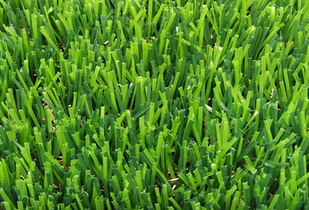 温度对人造草坪的使用有影响？