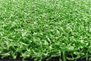 健身器材跟人造草坪也是不错的搭配！